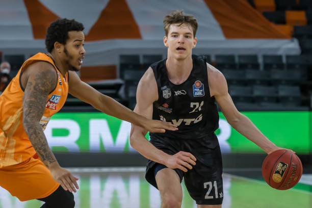 例如某位女 例如某位女