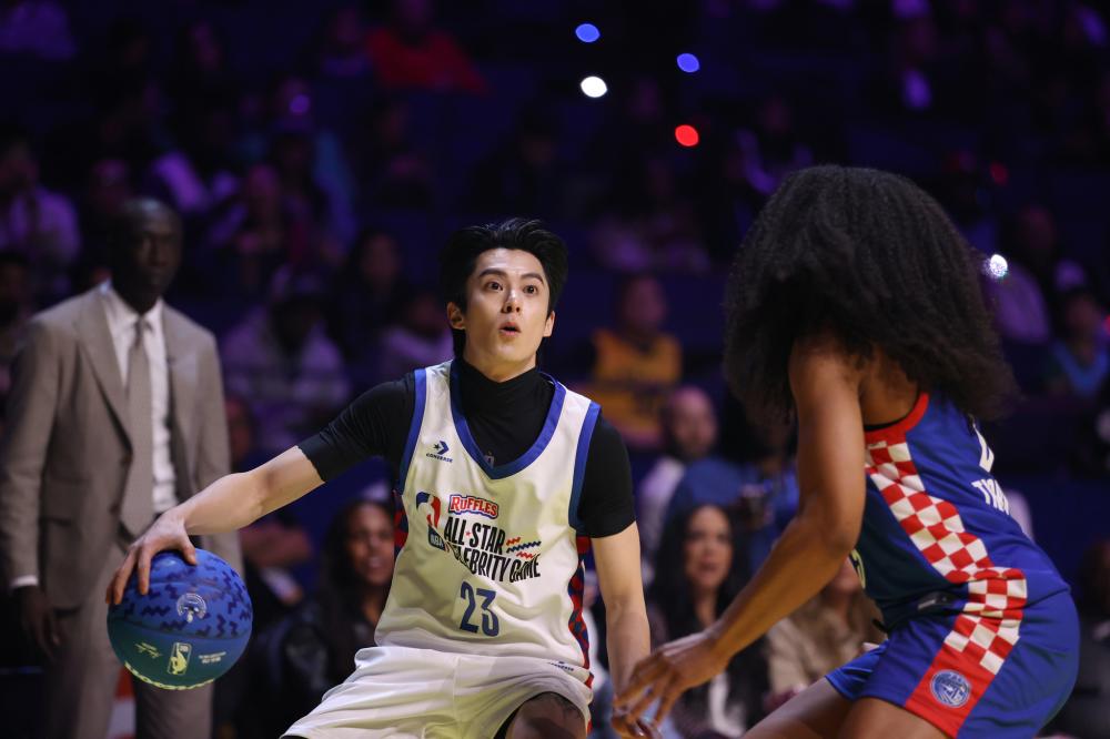 通过互动和 通过互动和